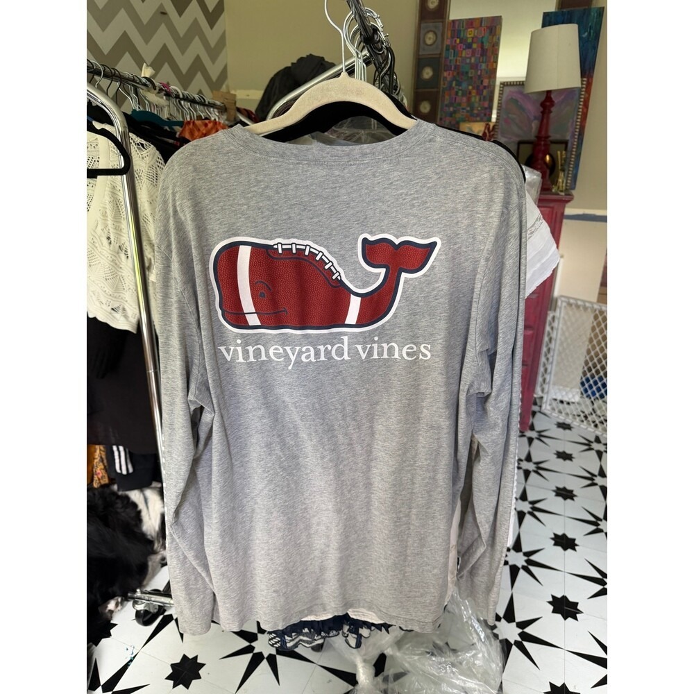 Vineyard Vines Football Whale Long Sleeve Tee Size L EUC - Picture 7 of 8